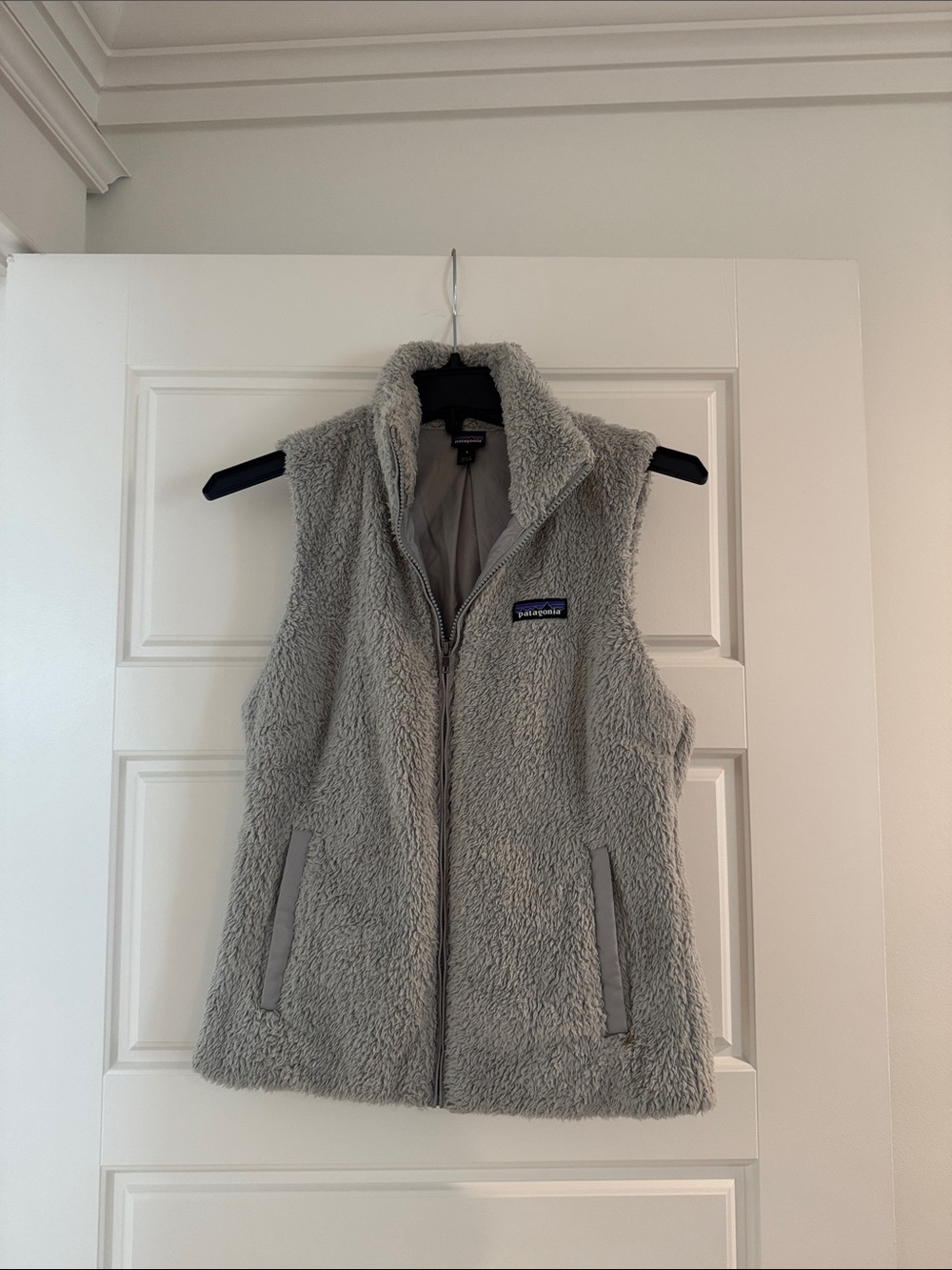 Patagonia Women's Gray Fleece Vest - Cozy Sherpa Zip Front